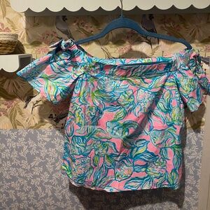 Lilly Pulitzer off the scales off the shoulder too